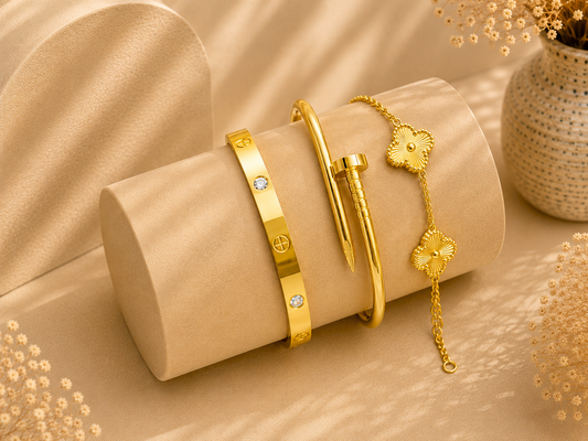 Elegant Clover Charm Gold-Plated Bracelet – Stainless Steel, Tarnish Resistant